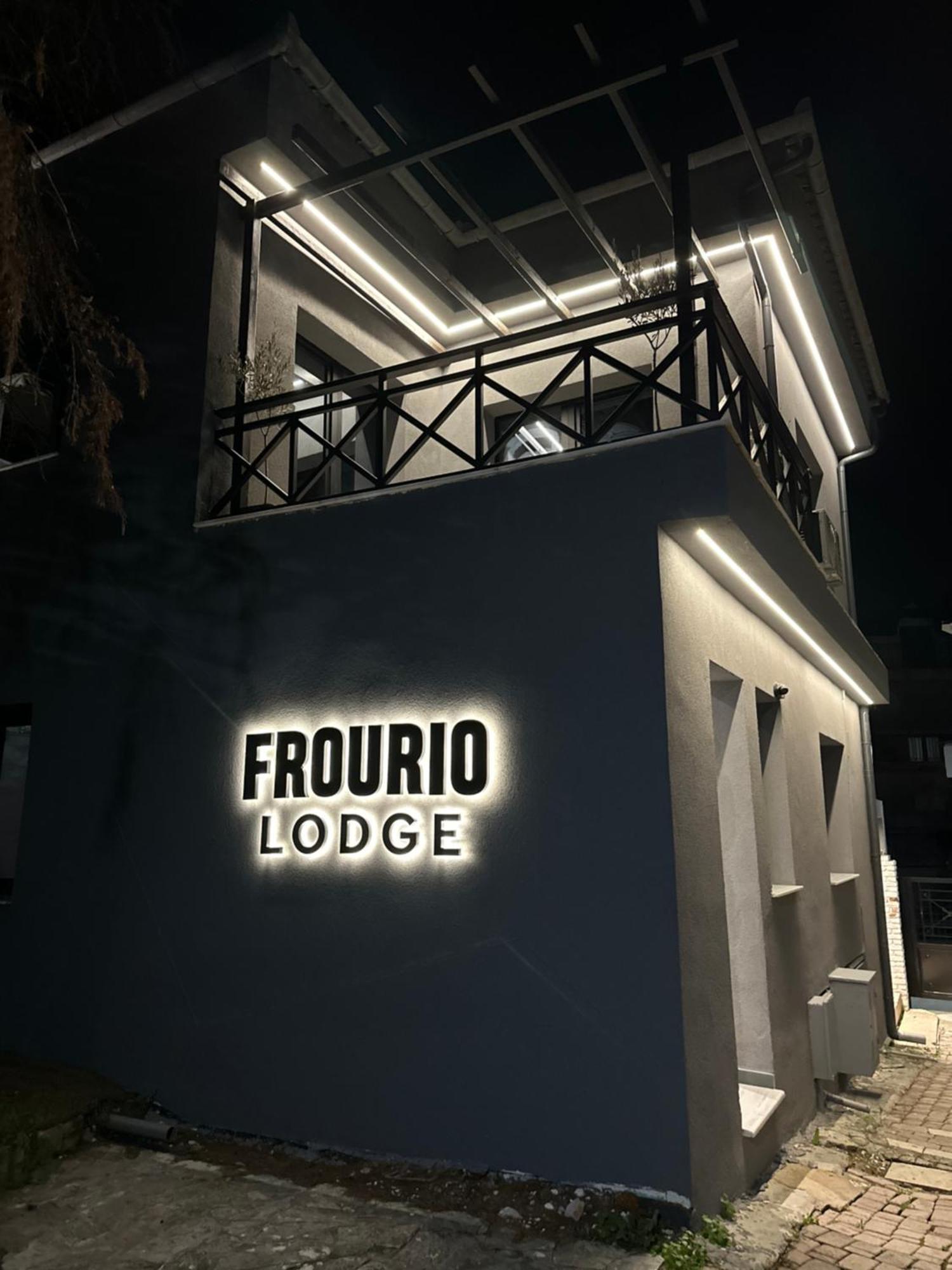 Frourio Lodge Α2 Larissa Exterior photo